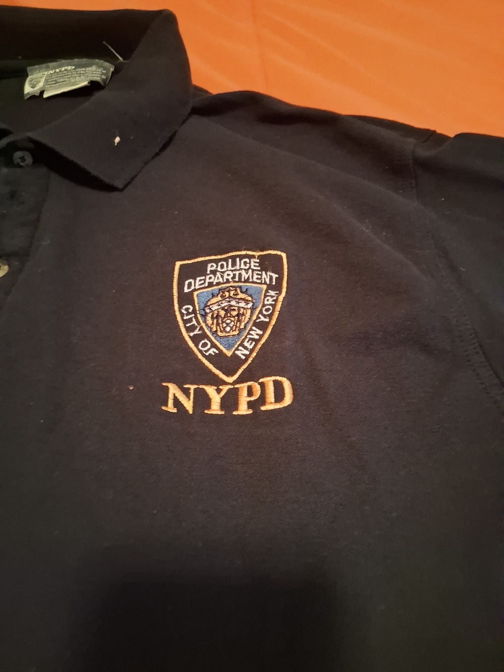 Vintage 2002 NYPD Men’s XL Navy Short Sleeve Polo Collared Button Shirt. - Picture 2 of 6